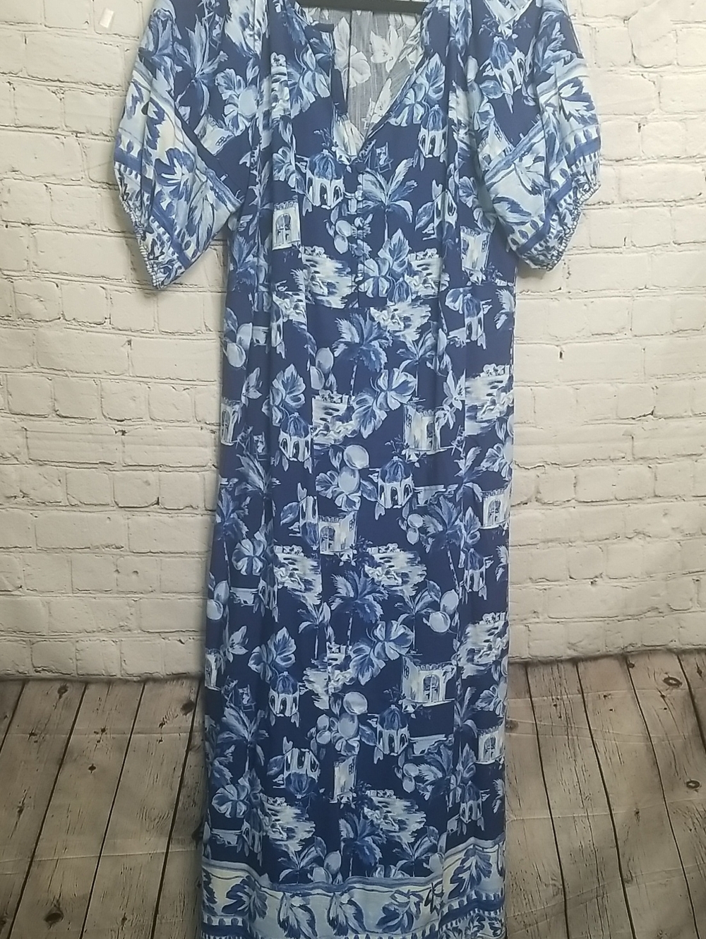 LOFT womens maxi dress size Small w/tie belt puff sleeves side slits Vneck EUC